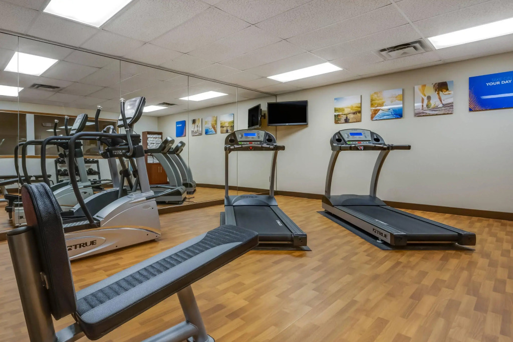 Comfort Suites Hotel and Conference Center