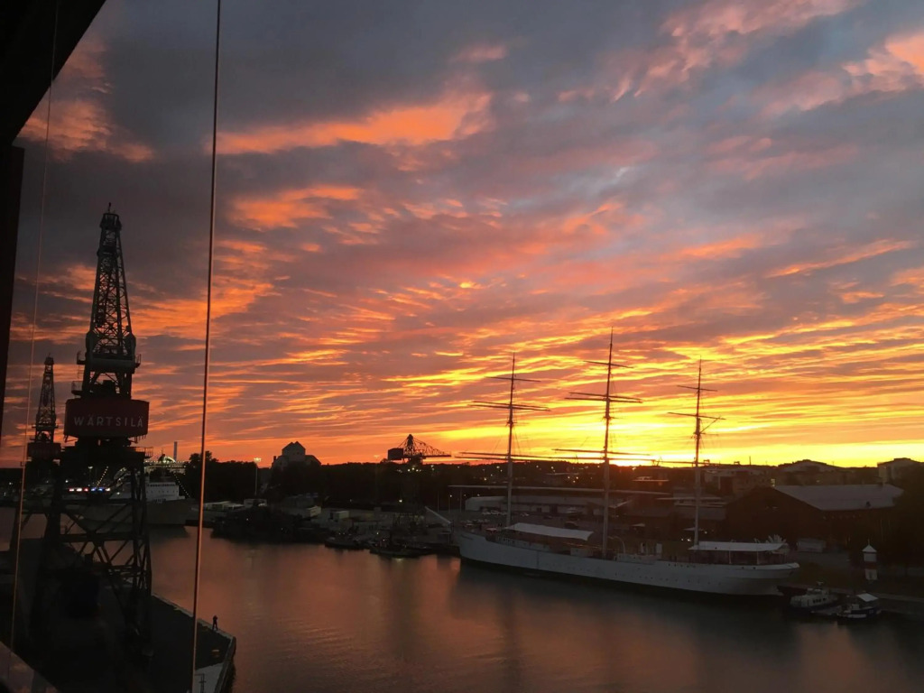 The Best View in Turku with private balcony, sauna, car park