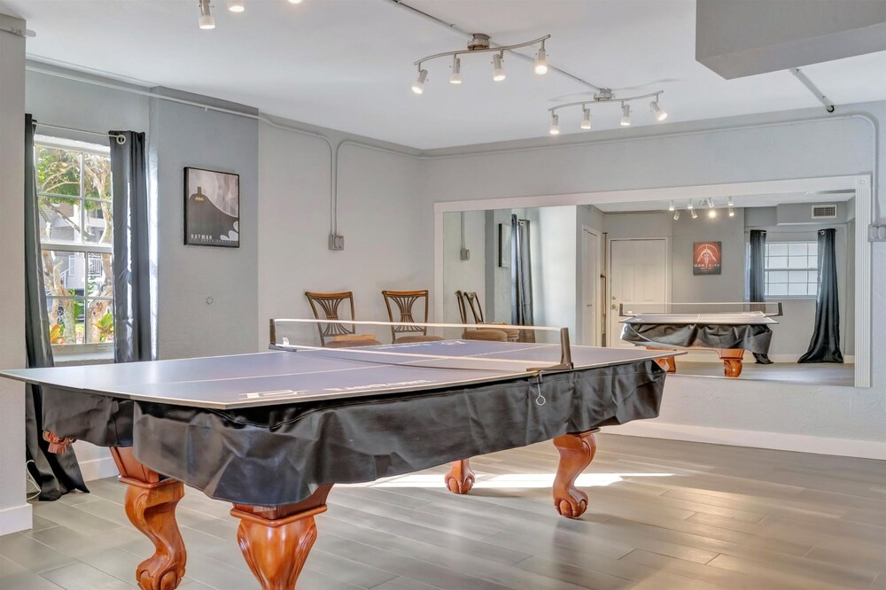 6B Waterfront Game Room Pool Hot Tub Dock