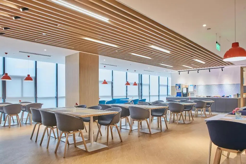 Holiday Inn Express Hangzhou Jiuzhou by IHG