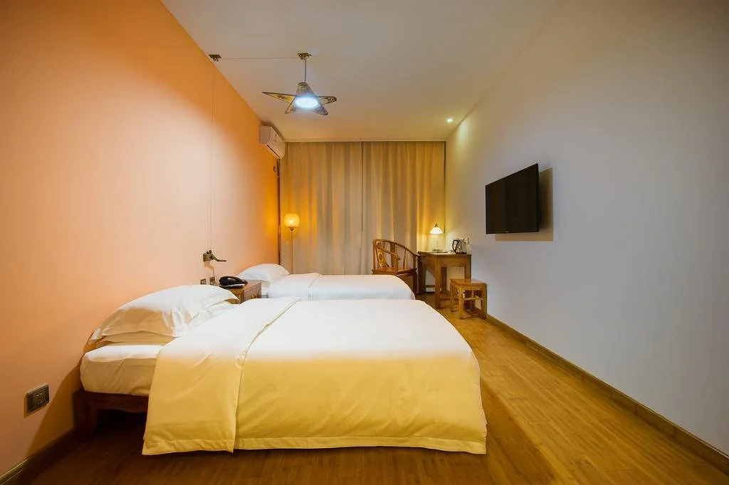 Beijing Drum Tower Loft Courtyard Hotel