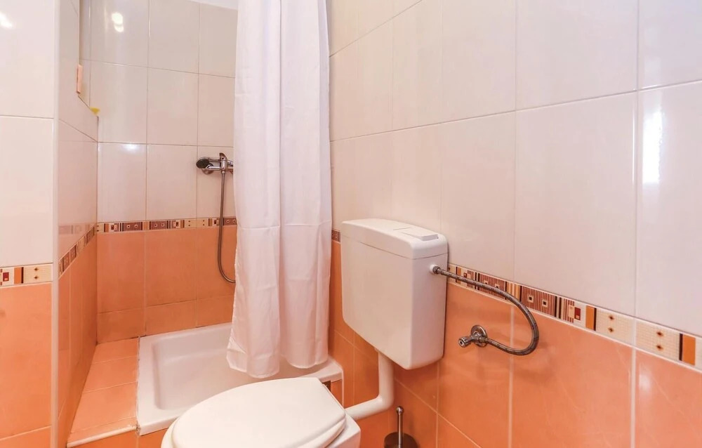 Nice Home in Solin With Wifi and 2 Bedrooms