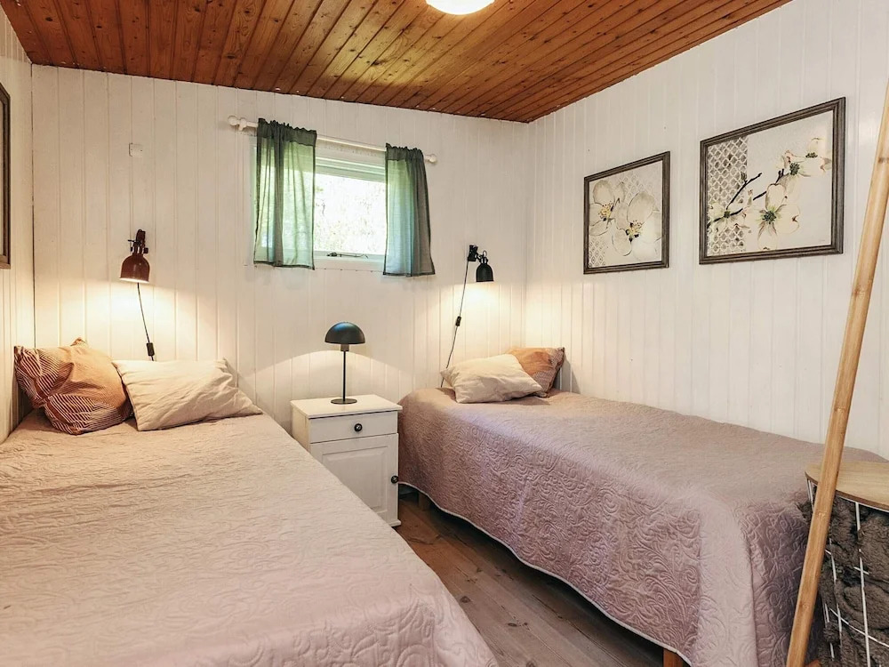 6 Person Holiday Home in Dannemare