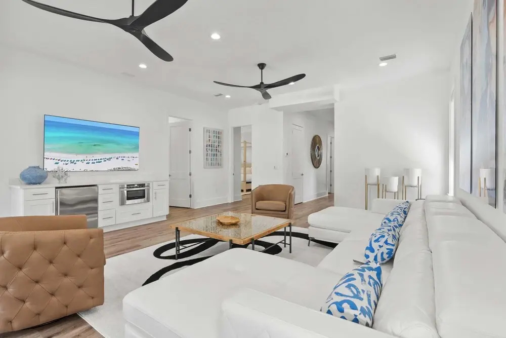 30A Salt & Solace Pool, Golf Cart, Hot Tub + Outdoor Kitchen