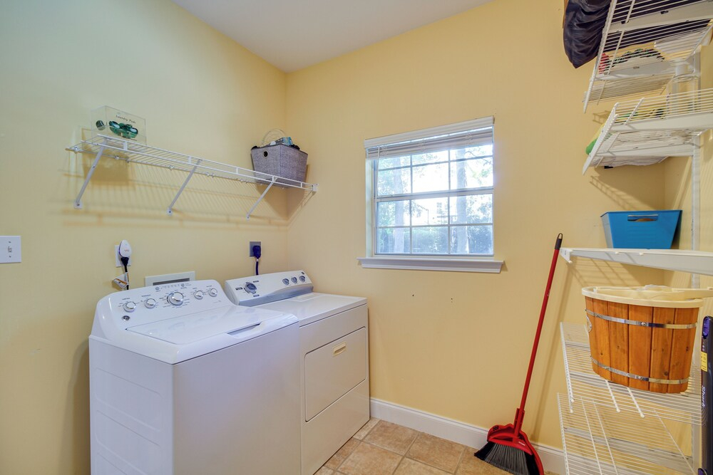 Charming Diamondhead Home w/ Private Yard!