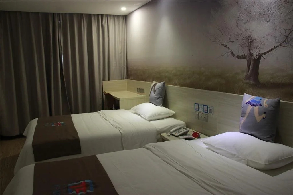 Pai Hotel Nanchang Honggutan Feng Hezhong Zhong Avenue Cui Yuan Subway Station