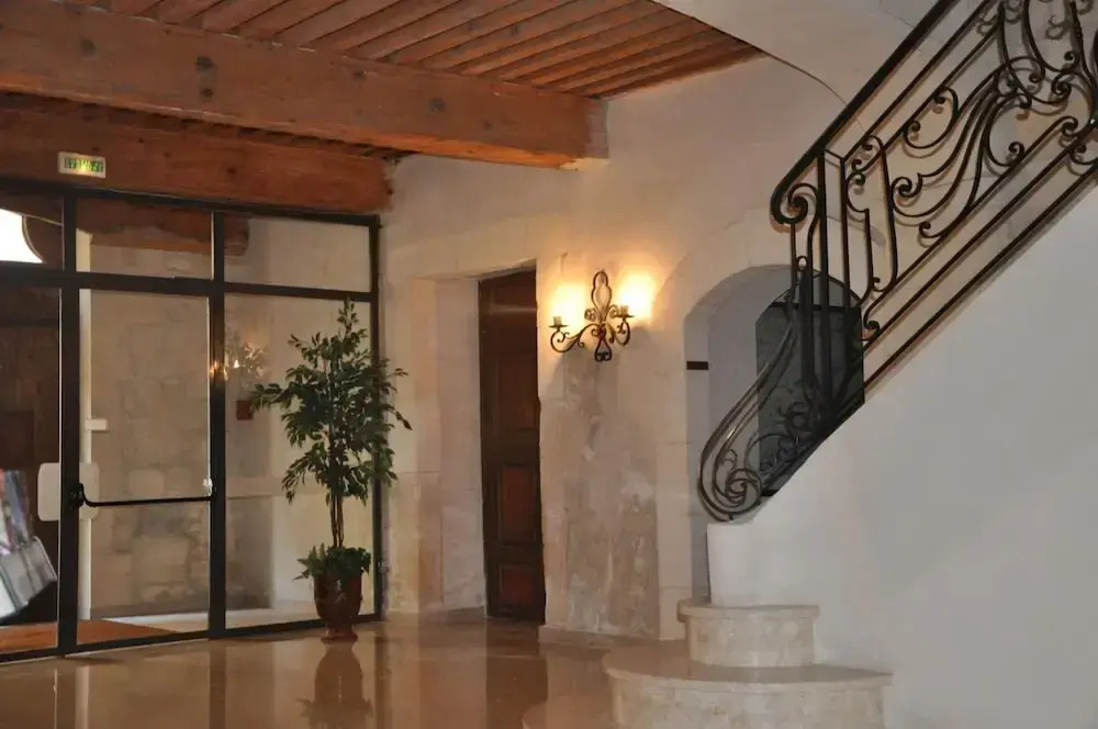 Hôtel les Echevins