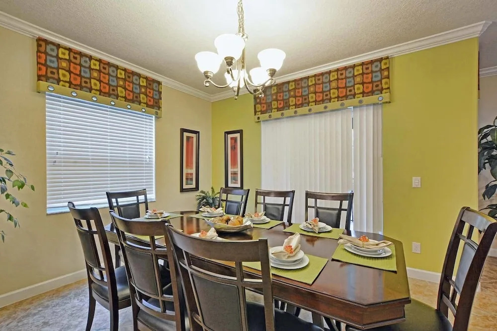 Luxurious 6BD Pool Home With Best Resort Amenities! Two Master Suites and Big Pool Area! - #6pp917
