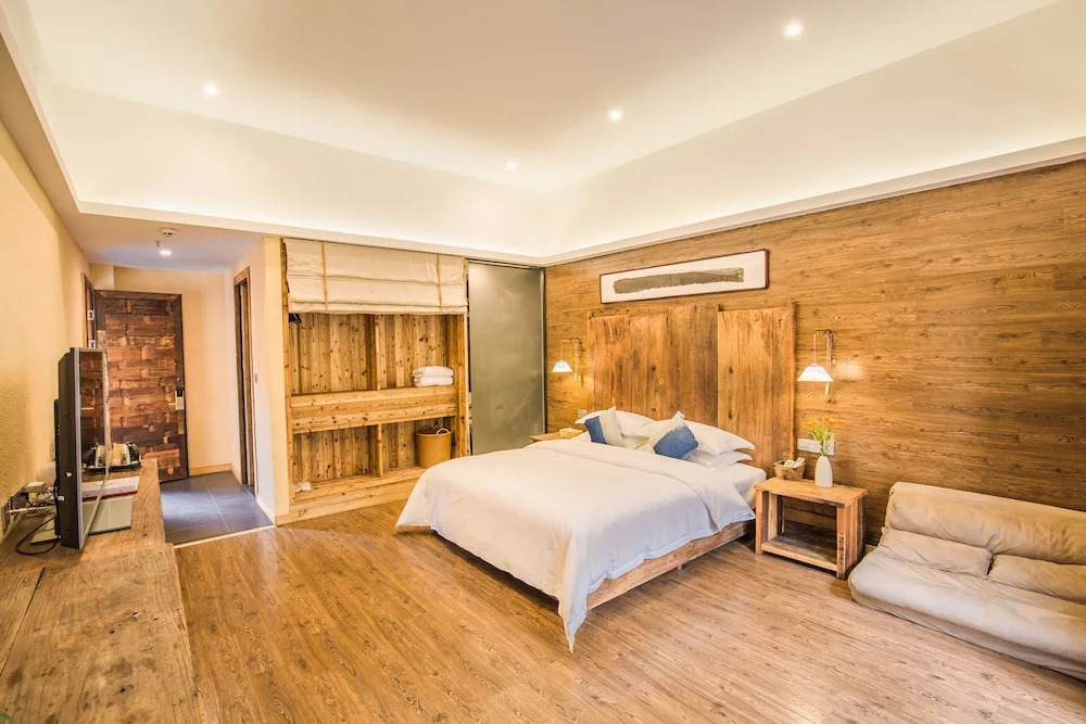 Floral Hotel Qiannan Mulanfang