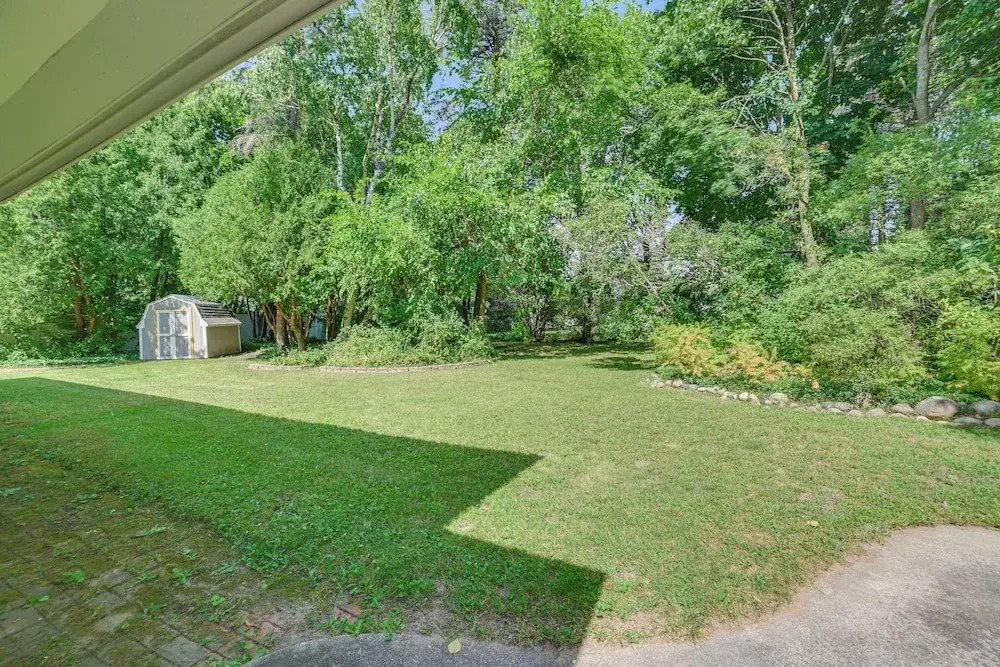 Gaylord Family Home: Walk to Shops & Restaurants!