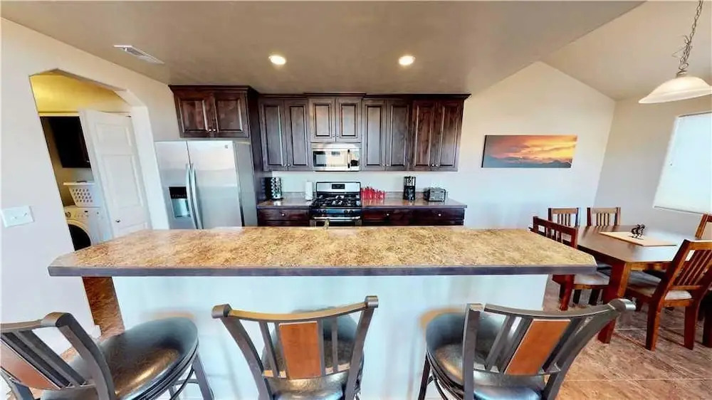 Hidden Valley Oasis ~ 7A1 3 Bedrooms 2.5 Bathrooms Townhouse