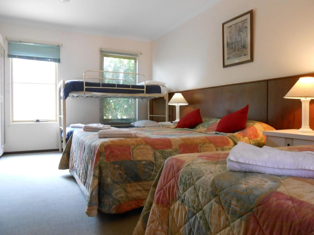 Augustas Georgiana Molloy Motel