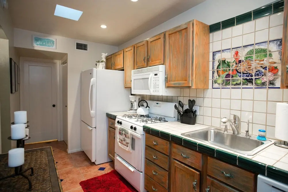 Desert Retreat Casita 2 BR by Casago