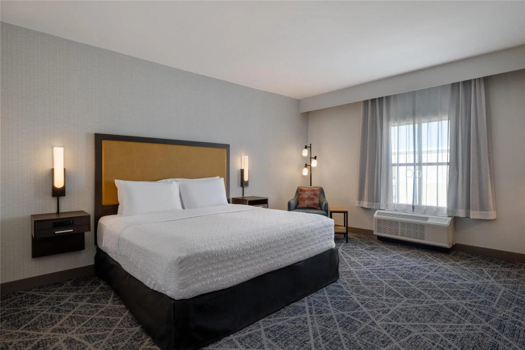 Hampton Inn & Suites West Des Moines Mill Civic