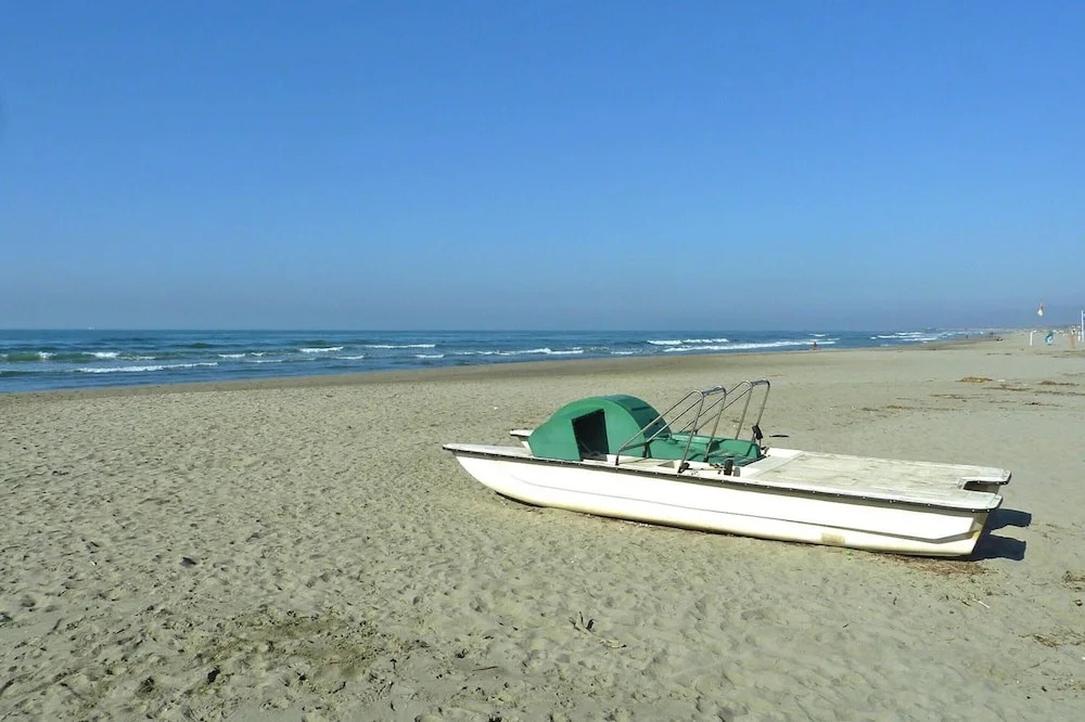 Villa in Camaiore near Sandy Beaches