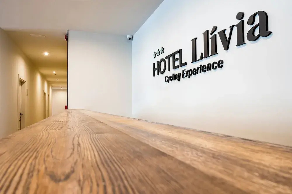 Hotel Llivia