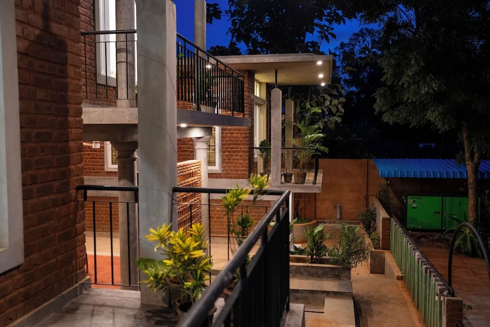 Vana by Loka - Nature Inspired Studios