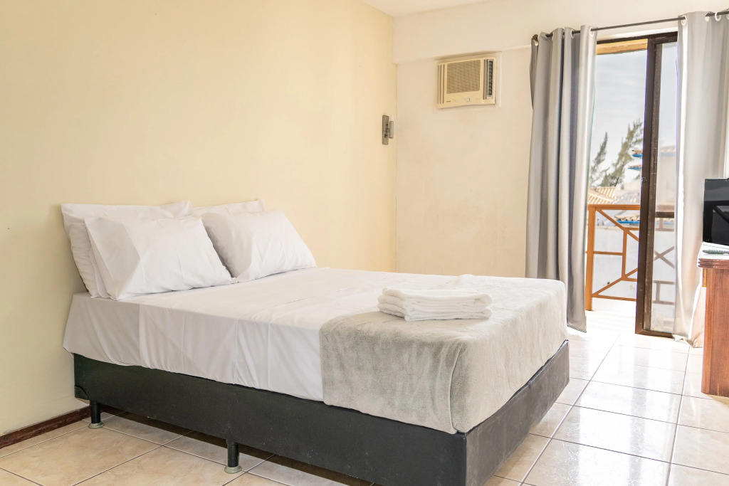 Hanna Buzios Al Mare Hotel