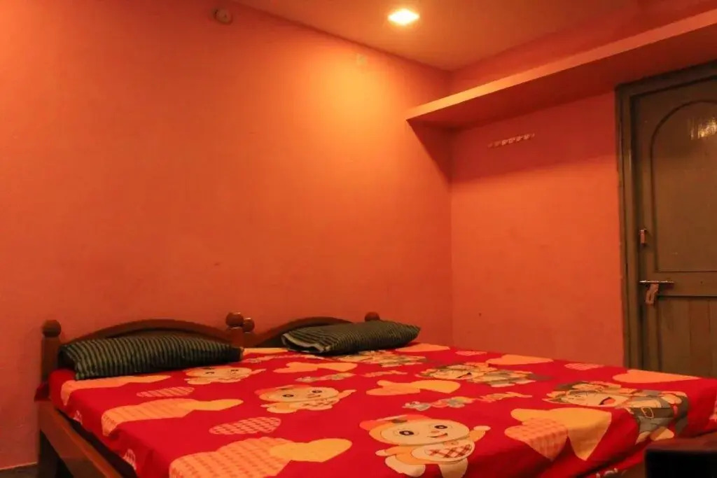 Anarkali Rest House