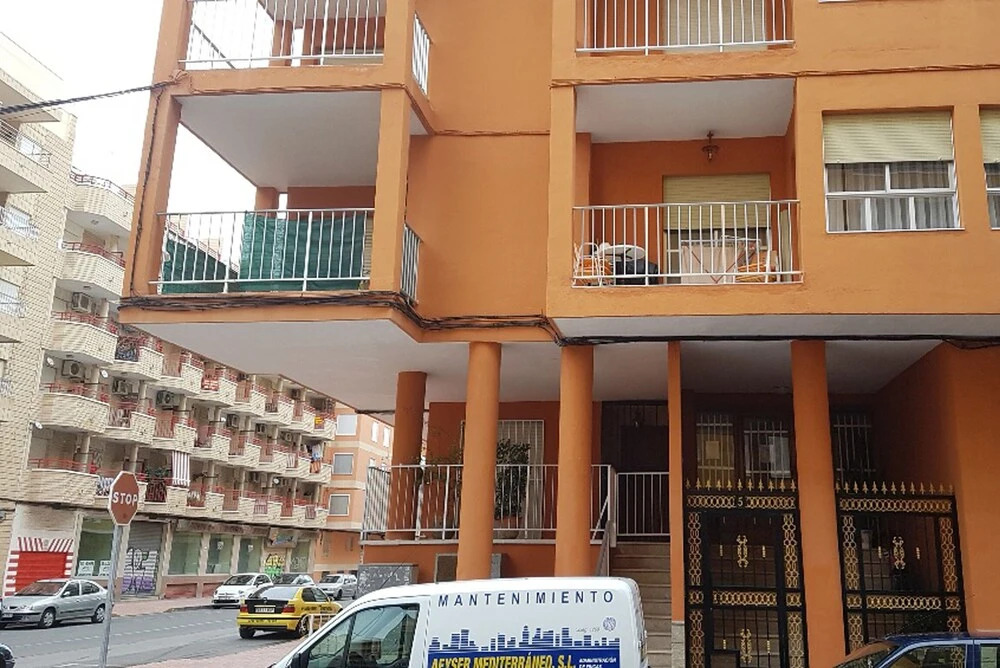 Apartment Ideally Located Between The Sea The City Center