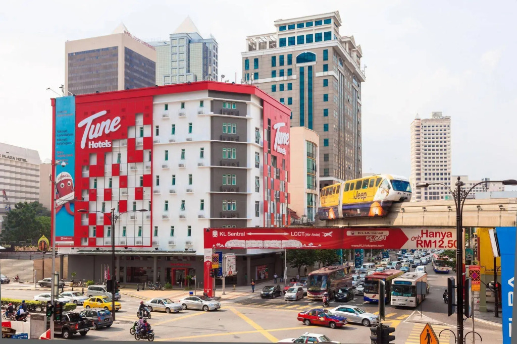 MoMos Kuala Lumpur