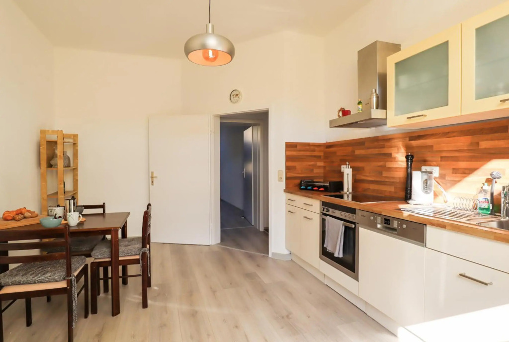 *NEU* Zentral (nur 5min bis zur Innerstadt) *Netflix & Amazon TV*