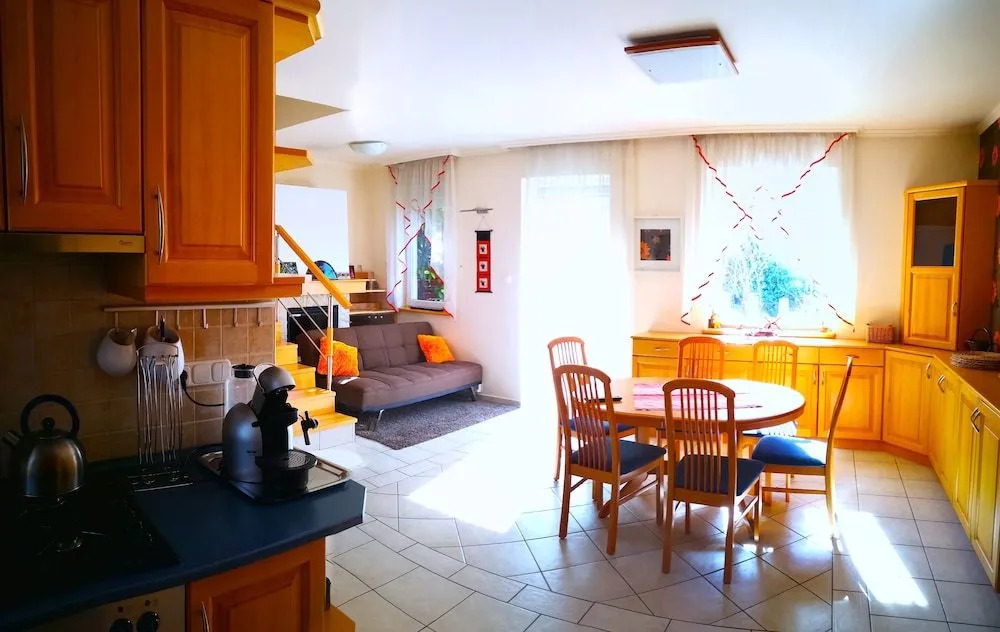 Aurora Premium Home