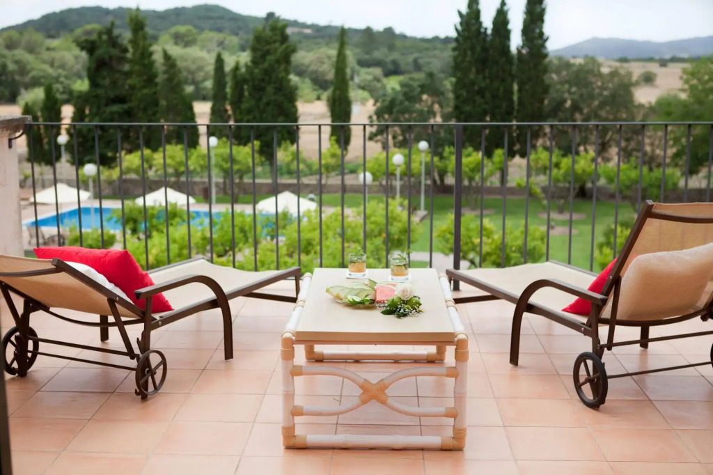 Finca Son Roig by Valentin