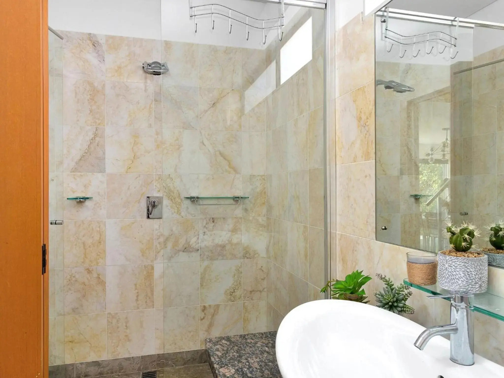 Luxury Living with Private Access to Orion Beach