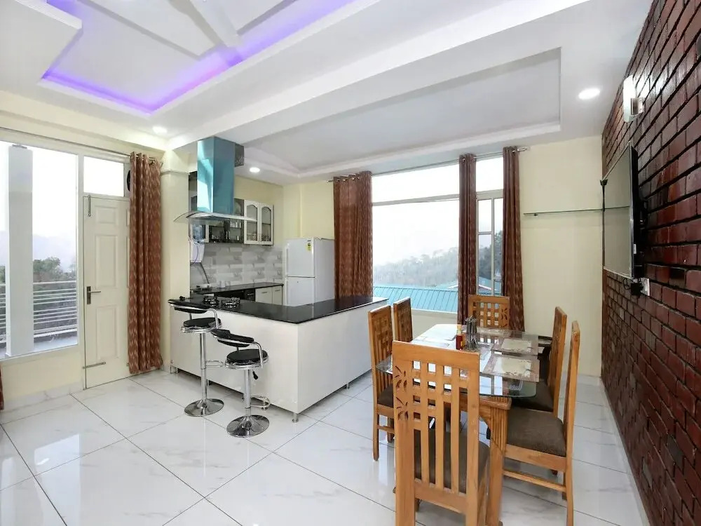 OYO 13676 Home Duplex 2BHK Hill Crest Kasauli