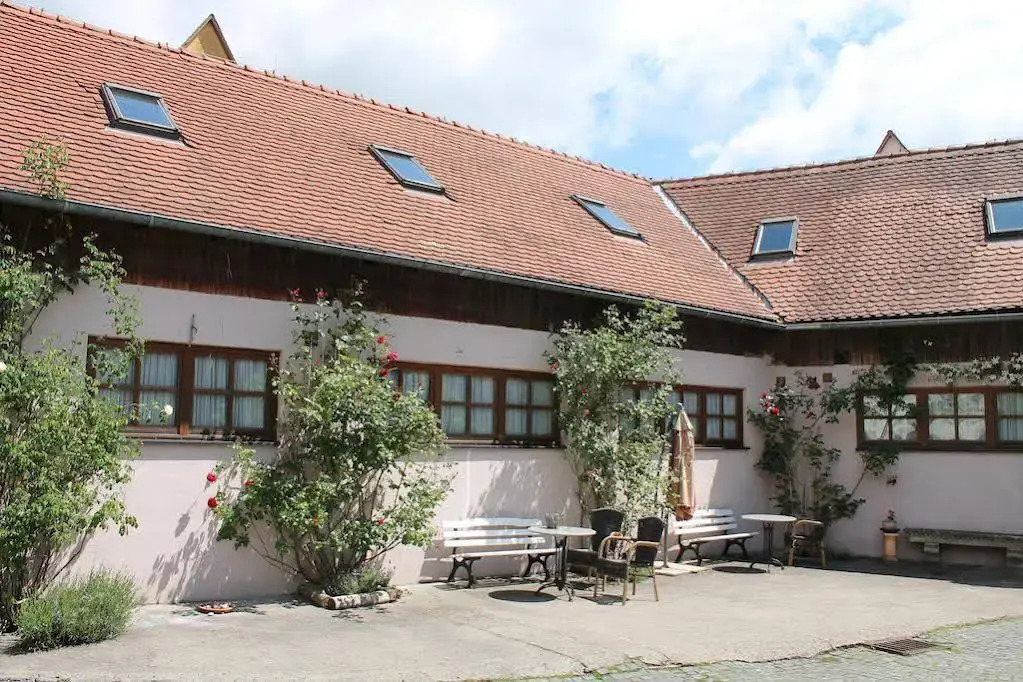 Kreuzerhof Hotel Garni