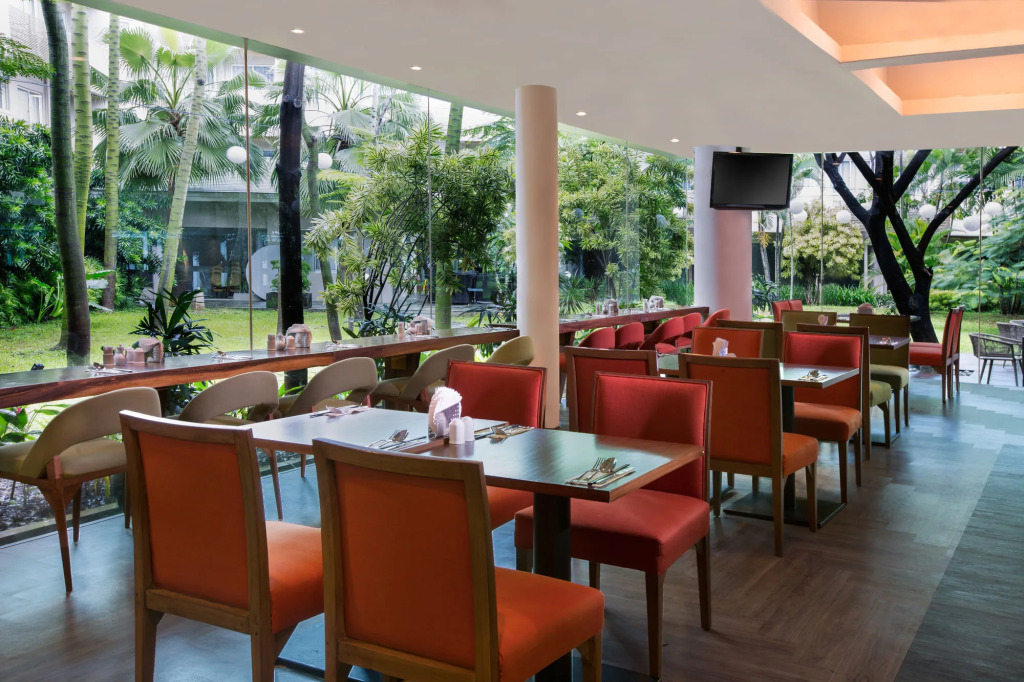Delonix Hotel Karawang