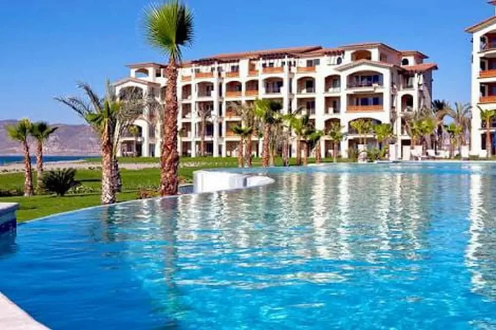 Paraiso Del Mar Resort B404 1 Bed by Casago