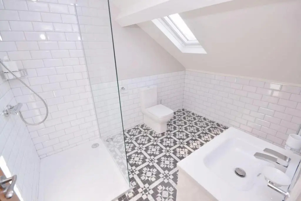 Modern Queens Quarter Townhouse 1