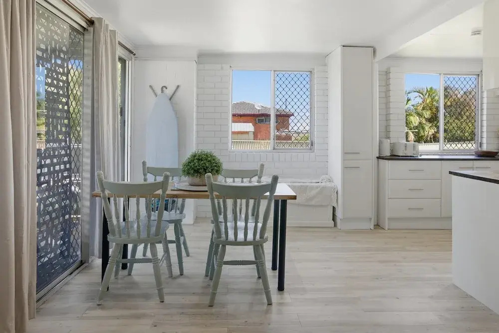 Coastal Escape With Courtyard and Parking