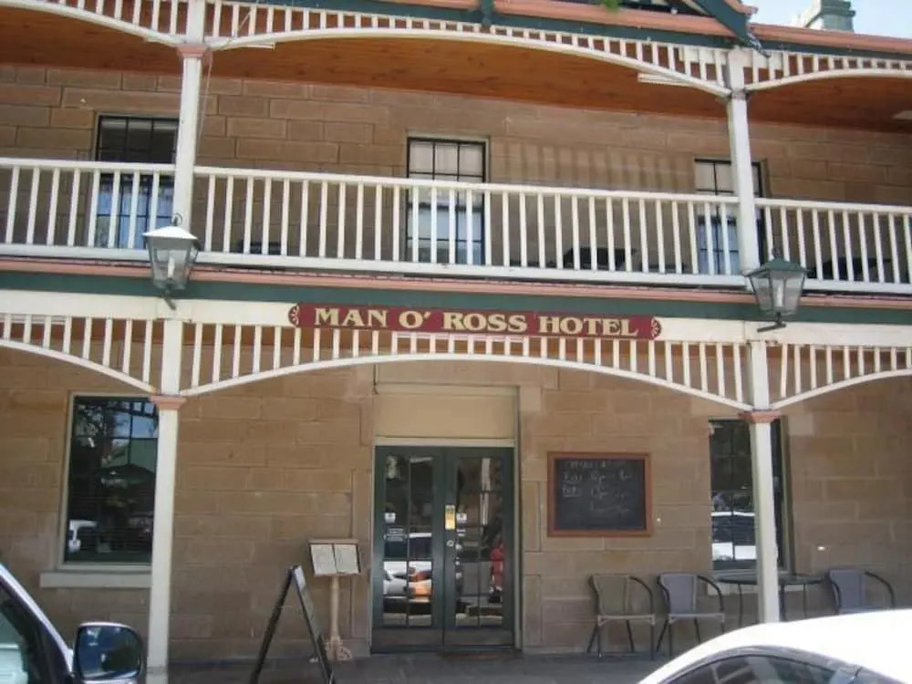 Ross Hotel