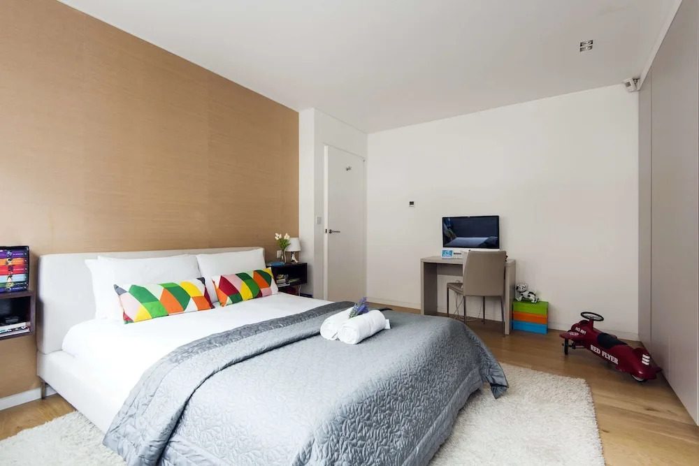 The Gloucester Mews Gem - RMA2