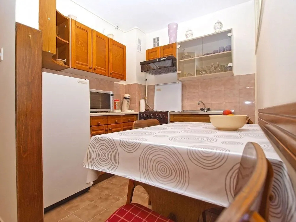 Apartment 1414