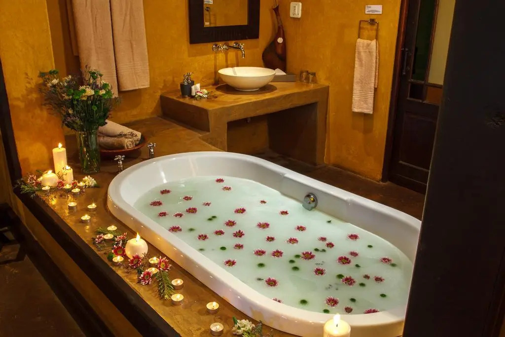 Riverstone Lodge