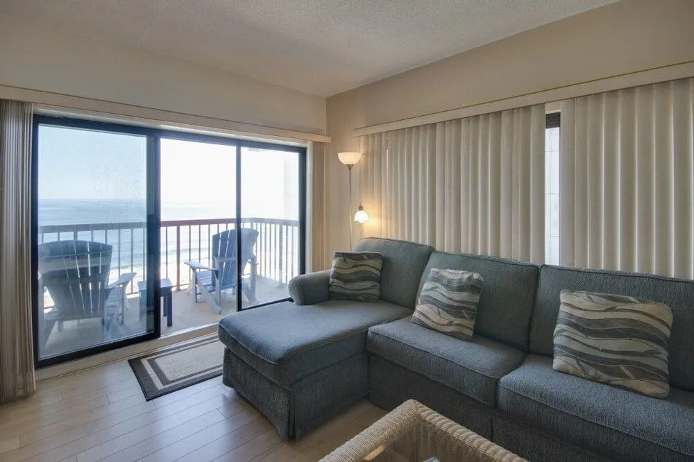 Rainbow 1109 - 2 Br Condo