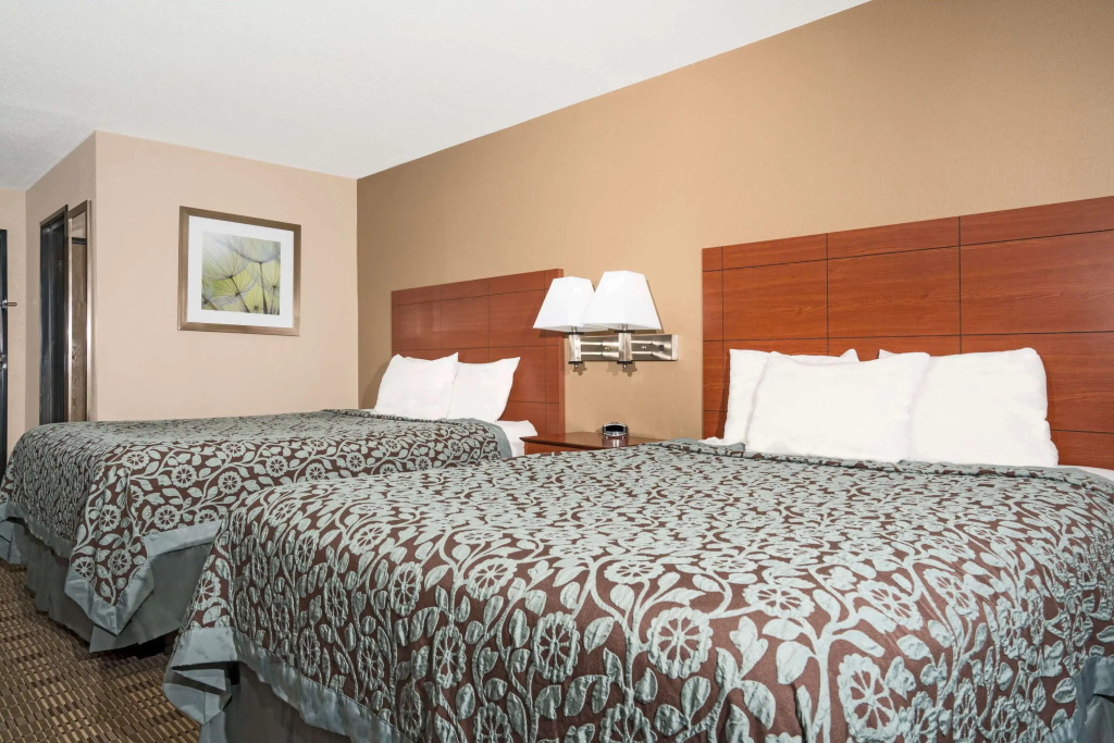 Days Inn by Wyndham Mankato