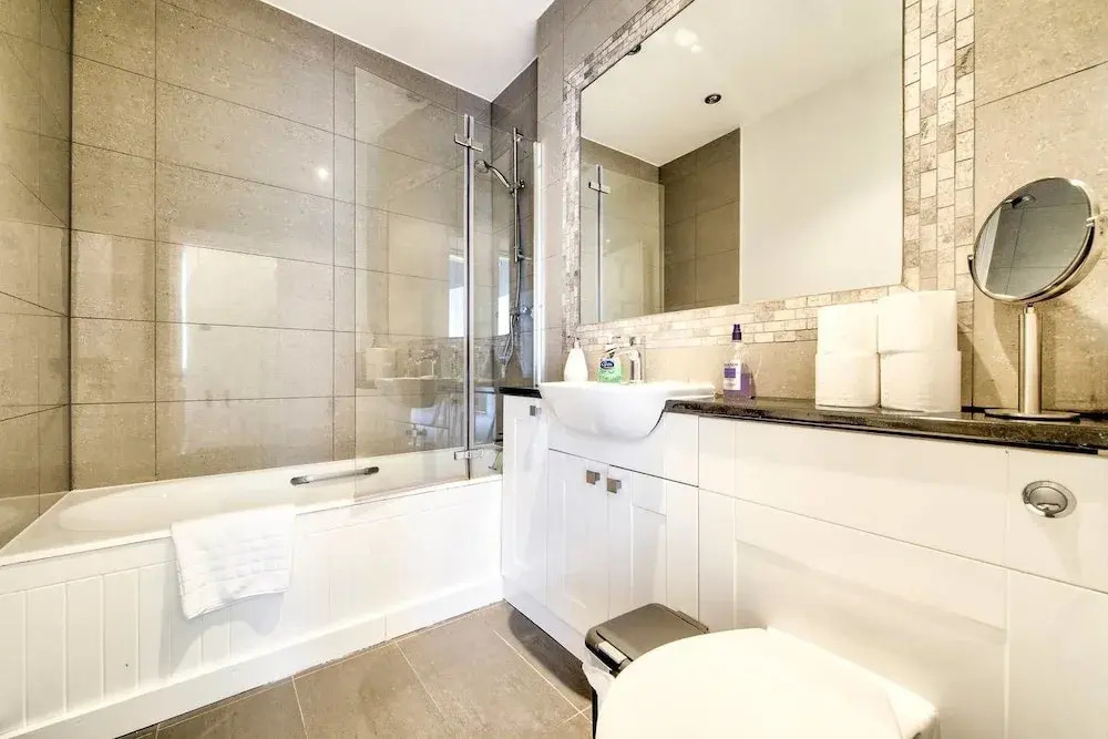 Heart of the New Town Luxury Apartment