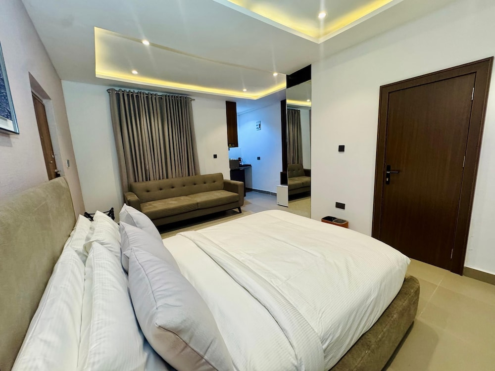 Lumaana Residences