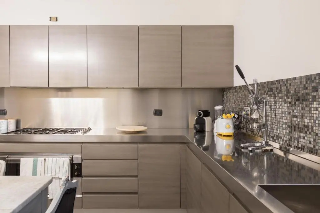 Amazing 4 bedrooms apartment with garden