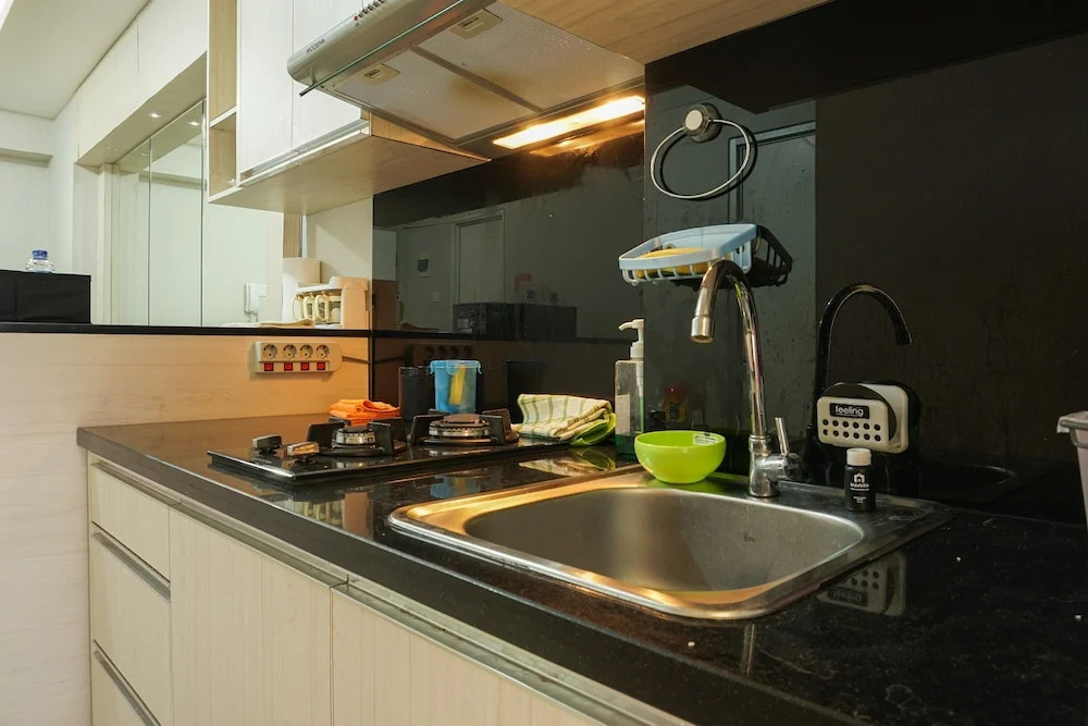 2BR near Baywalk Pluit Mall at Green Bay Apartment
