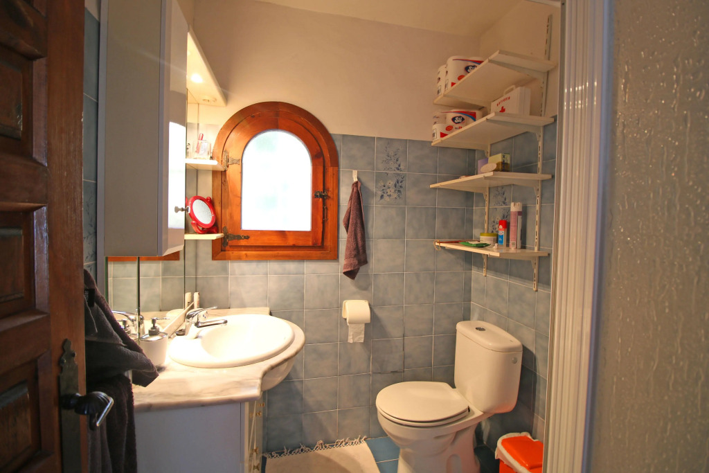 Holiday Home Ebi by Interhome