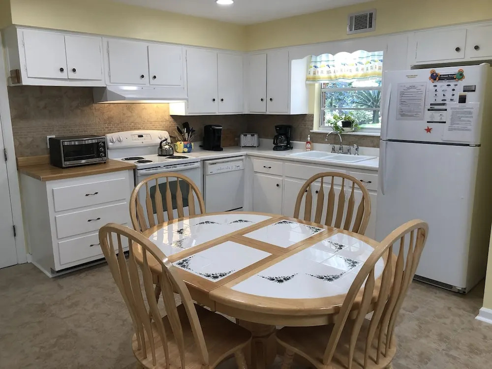 BEACHCOMBER home