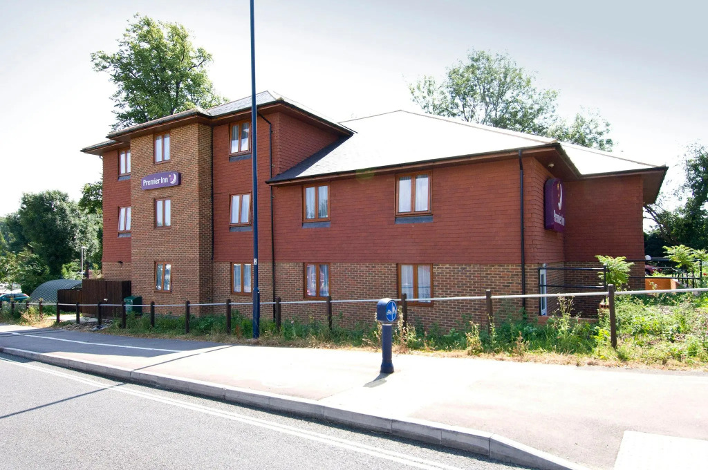 Premier Inn Portsmouth - Horndean