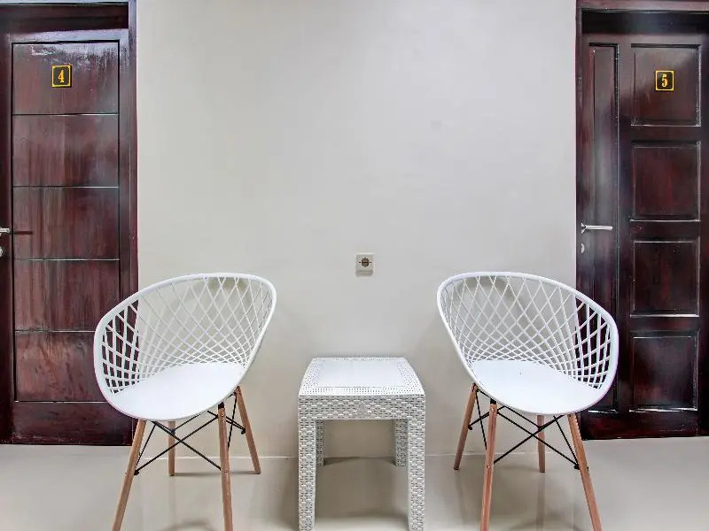 Hotel O Griya Putih