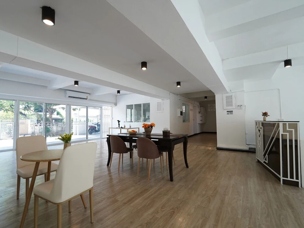 RoomQuest IT Square Don Mueang Airport